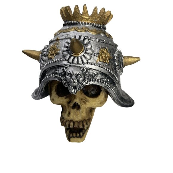Skull Figure Shelf Sitter King Style with Silver HELMET - Picture 11 of 12